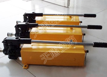 Light Weight Hydraulic Manual Pump