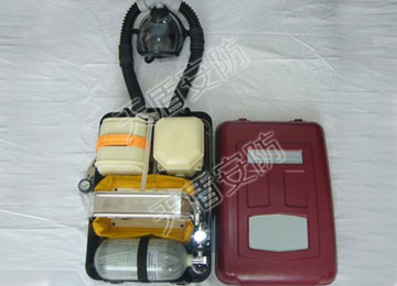 High Pressure Compressed Oxygen Respirator