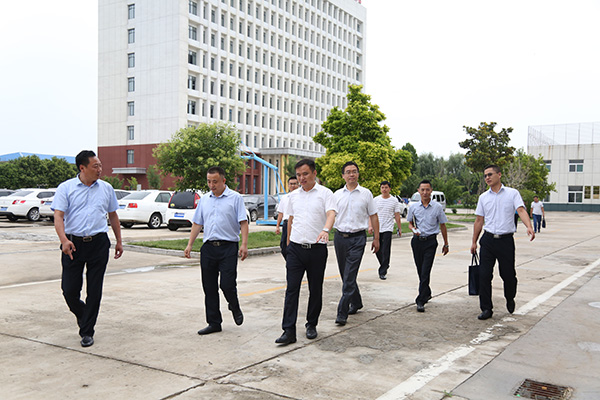 Warmly Welcome Zibo Mining Group Leaders to Visit Our Group for Cooperation