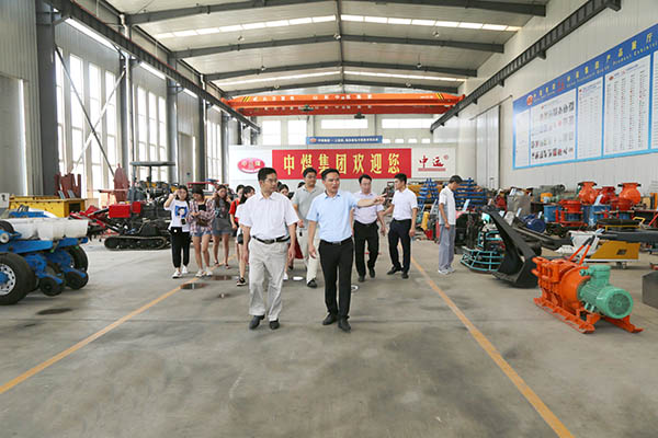 Warmly Welcome Outstanding Graduates Of Zaozhuang Science And Technology Vocational College To Visit Shandong Tiandun