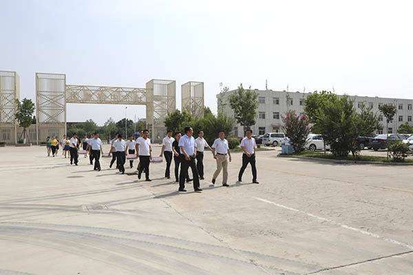 Shandong Tiandun Leaders Cordially Asked Frontline Employees