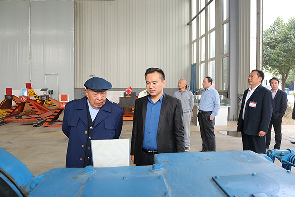 Warmly Welcome Jining Industrial And Commercial Bureau And The Taxation Bureau Former Leaders To Visit The Shandong Tiandun