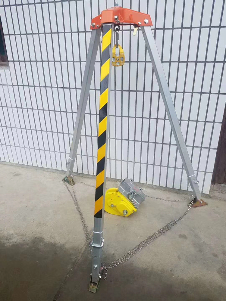 Can the rescue tripod be used in any geological conditions