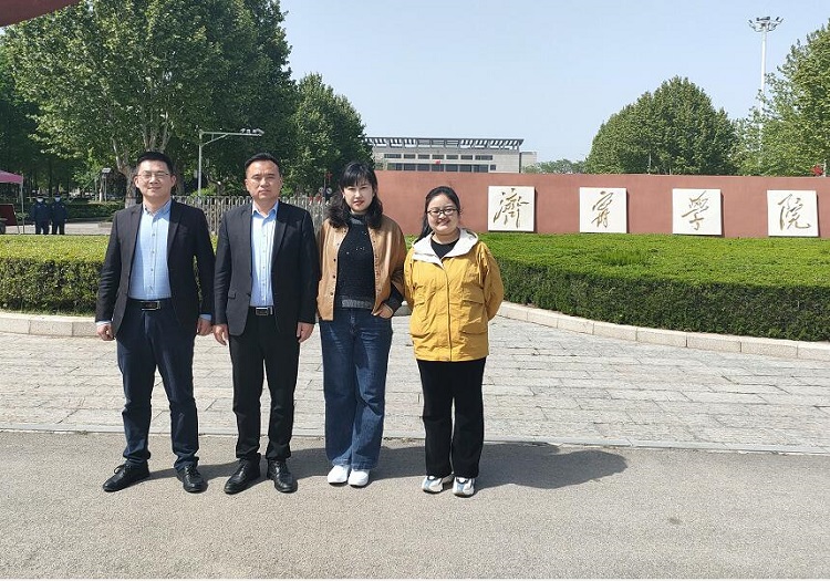 Shandong Tiandun Went To Jining College To Discuss School-Enterprise Cooperation